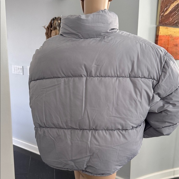 Women's Gray Puffer Jacket - Picture 6 of 11